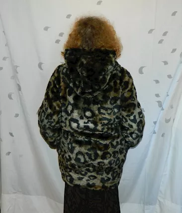 Pelliccia leopardata con cappuccio S, colore nero, taglia s - Anteprima 2