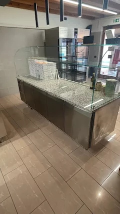 BANCO FRIGO CON PIANO IN MARMO E VETRO SEMINUOVO