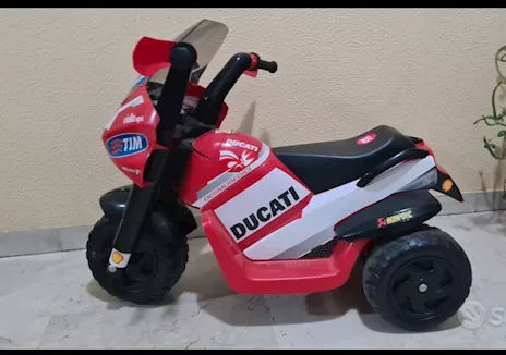 Moto elettrica bambino