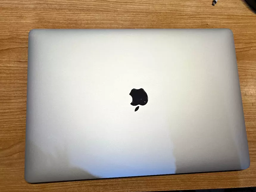 Foto 3MacBook Pro 2019 16 Marca Apple, in ottime condizioni