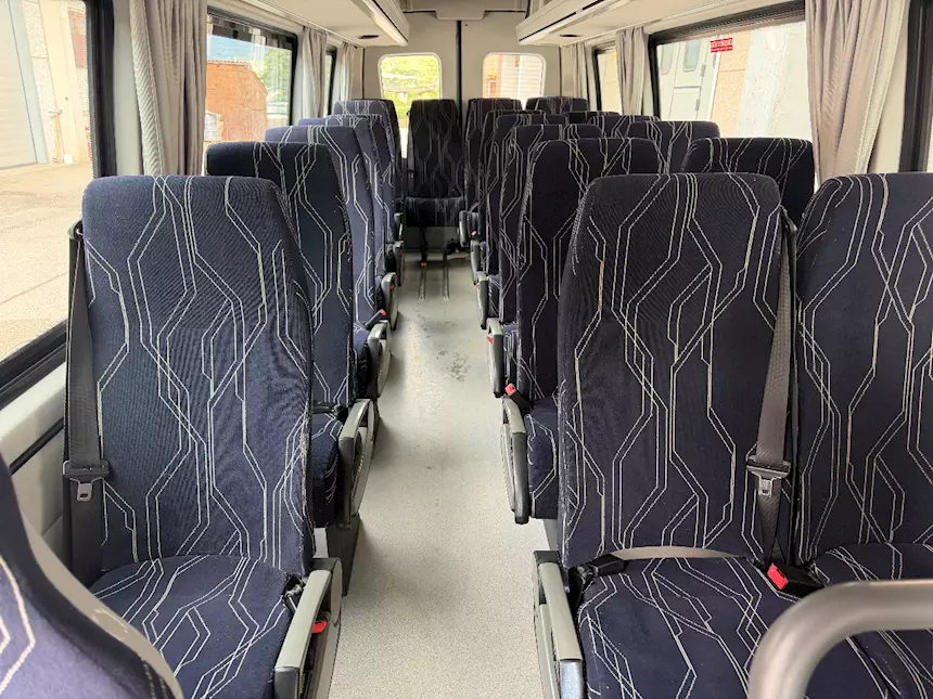 Foto 9Minibus Daily 24 posti con pedana disabili Iveco Anno 2015