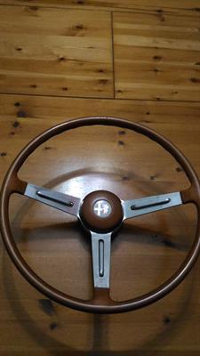 Volante Alfa Romeo GIulia Super anno 1972 in radica di noce