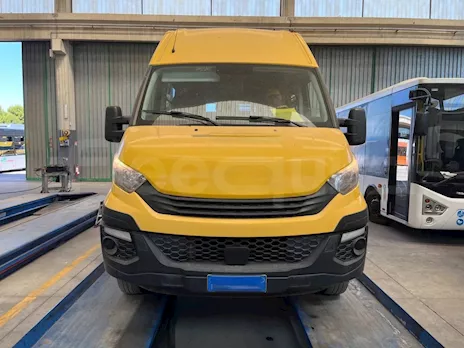 Iveco Daily, 2019, 19 posti, Euro 6 Km 87972, cambio: manuale - Anteprima 8