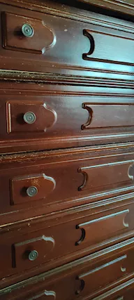 Settimino in legno tinta noce, in buone condizioni - Foto 2