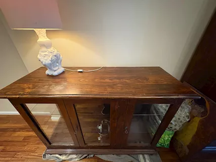 Credenza a vetri