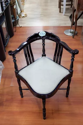 Sedia Classica Elegante in