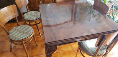 Tavolo in legno
