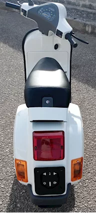 Vespa 50 HP, colore suo, unico proprietario - Foto 5