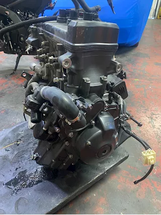 Descrizione blocco motore Yamaha mt 09