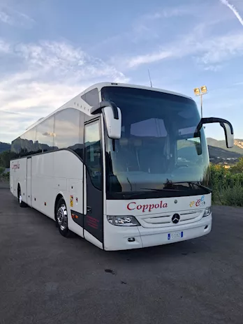 Mercedes Tourismo