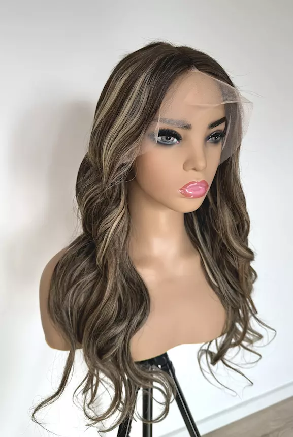 Foto 3Traspirante lace parrucca con capelli balayage