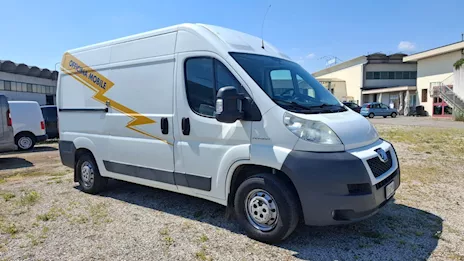 Peugeot Boxer - officina mobile con cassettiera