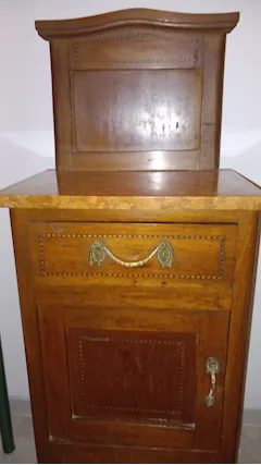 Comodini - Stile Vintage Anni 30 - sono 2 in, in buone condizioni - Anteprima 1