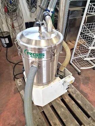 Aspiratore polveri industriale usato
