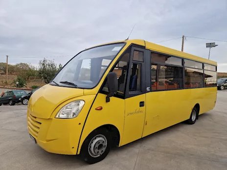 Cacciamali Euro 5 49 posti Marca Iveco Anno 2010 Km 231000 - Anteprima 3