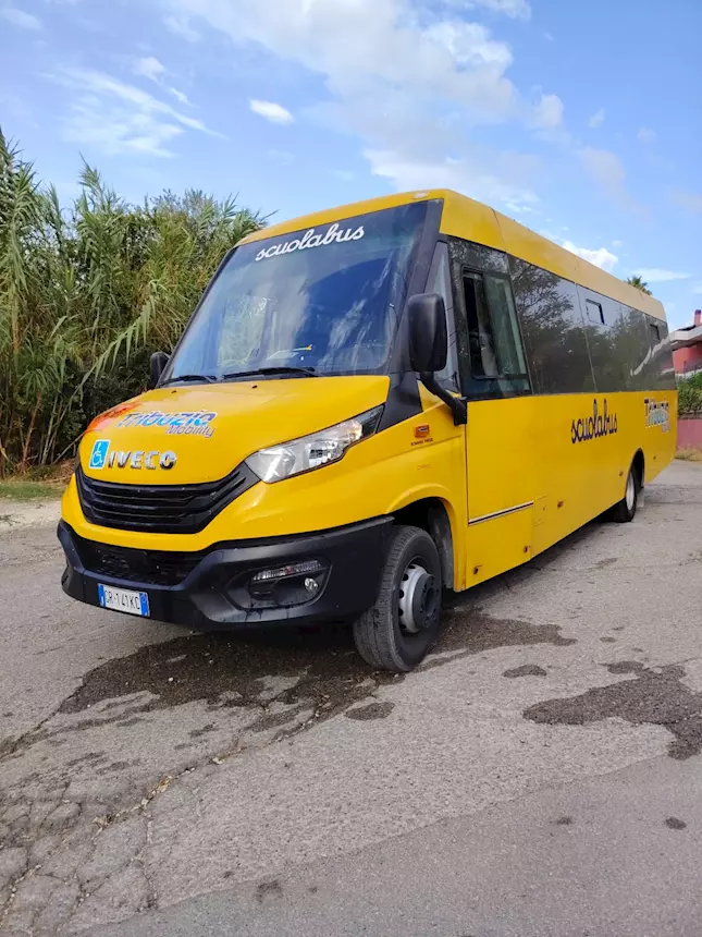 Vendesi Marca Iveco del 2023 Metano Km 41082 Euro 6