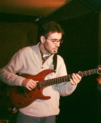 LEZIONI DI CHITARRA