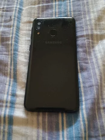 Samsung Galaxy A20e 3GB 32GB, ottimo stato, memoria 3gb - Anteprima 2