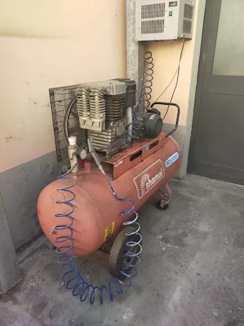 Compressore ad aria 200 lt marca Shamal made in Italy