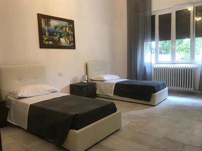Strutt. per anziani/casa fam./comunità alloggio
