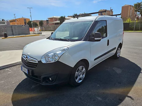 Furgoncino Opel Combo 4ª serie anno 2017
