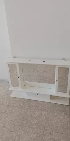 Plafoniera contro soffitto