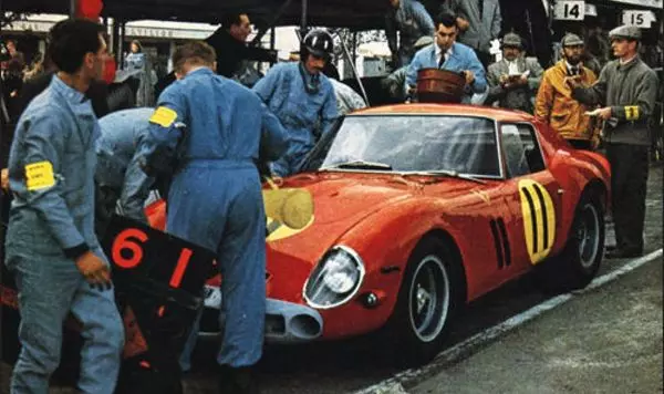 Foto 5FERRARI 250 GTO (1962) 11 GRAHAM HILL, modello OBSOLETO