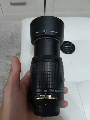 Obiettivo Nikon 55-200 VR stabilizzato
