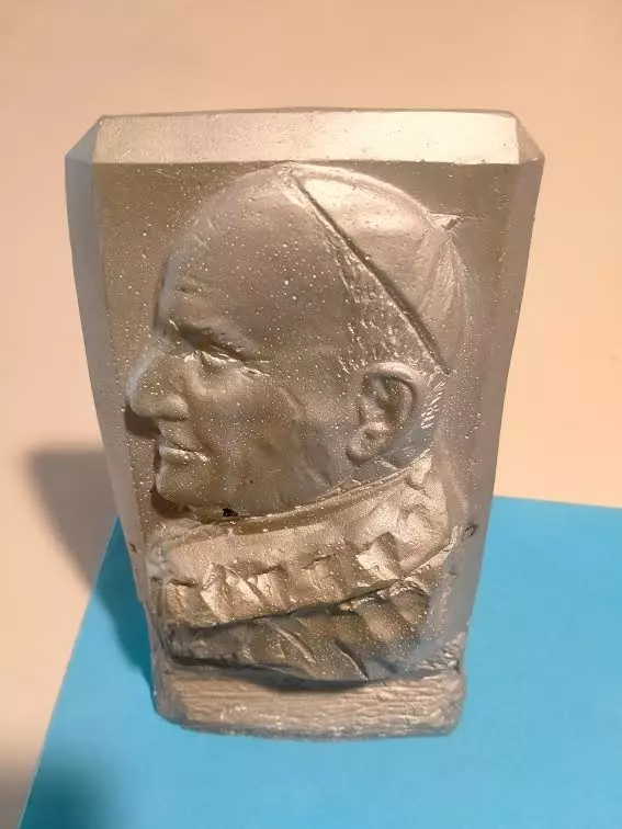 Scultura in gesso del Maestro Ambrosioni Luigi
