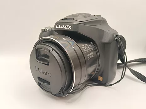 Lumix DMC-FZ72 con lente Leica, come nuova