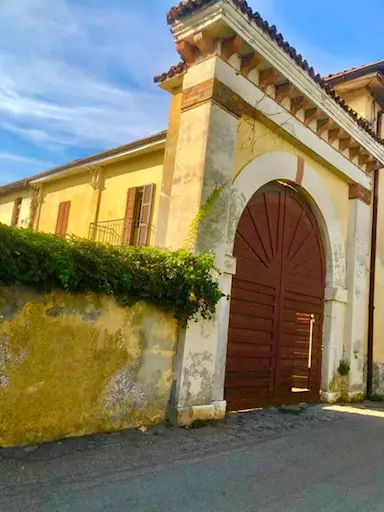 Casa padronale 700mq..17 vani a Offlaga bs con parco