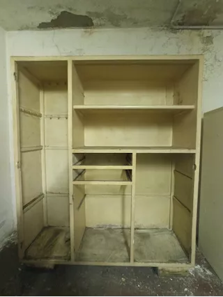Regalo credenza anni 70