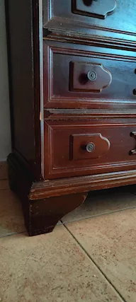 Settimino in legno tinta noce, in buone condizioni - Foto 3