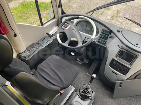 King Long XMQ6900, 2010, 37 posti, Euro 5 Km 534154, cambio: manuale - Anteprima 4