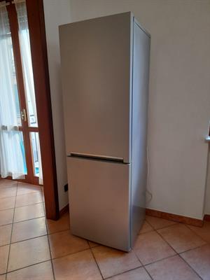 Frigo pari a nuovo, ancora in garanzia