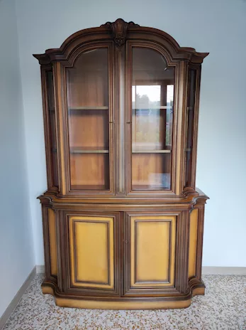 Credenza vetrina