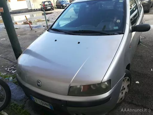Fiat Punto grigio metallizzata