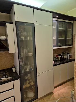 Cucina Maistri in buone condizioni, completa di elettrodomestici - Anteprima 1