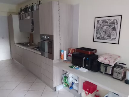 cucina compresa di frigo lavastoviglie