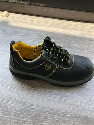 Scarpe antinfortunistiche, marca ISSA - Anteprima 2