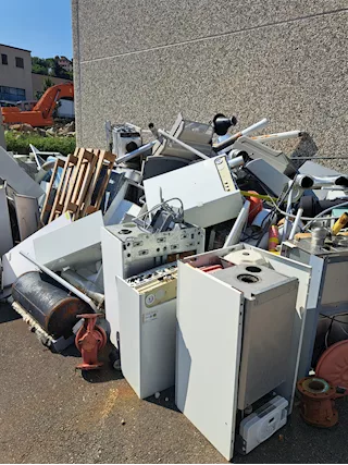 Caldaie rottami ottone cavi elettrici ecc