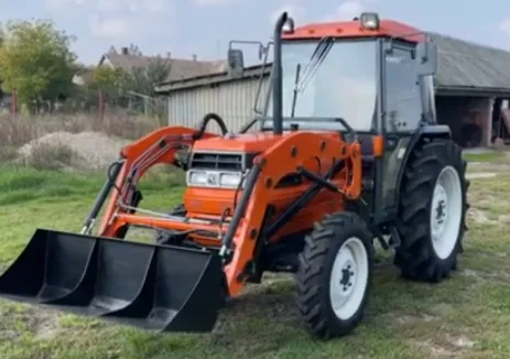 Trattore 53 CV