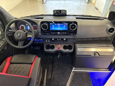 Mercedes-Benz Sprinter 519 nuovo Euro 6 - Anteprima 9