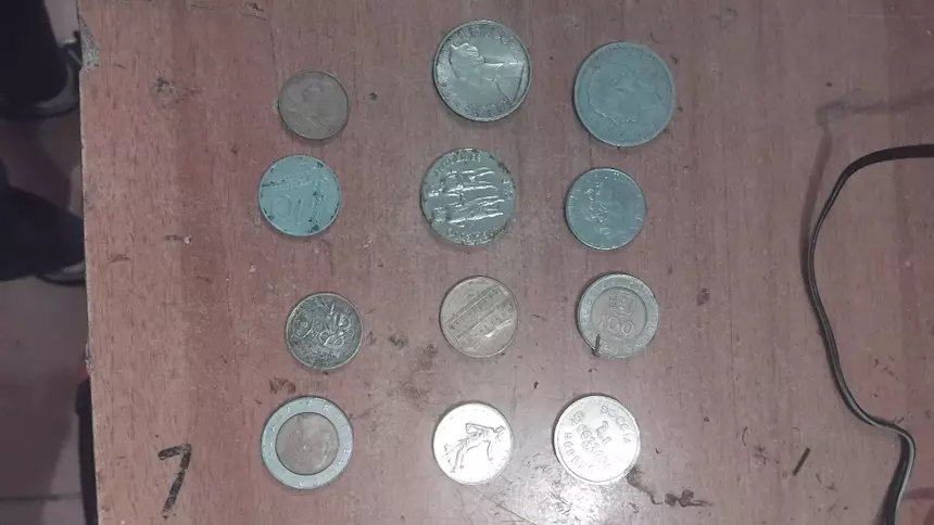 Foto 4 Monete - Vendo non ho idea del prezzo fate