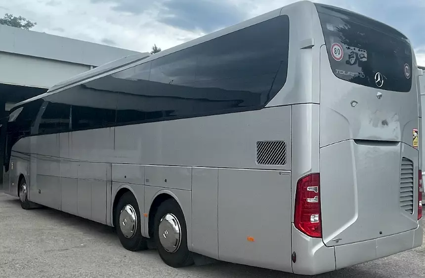 Foto 3Mercedes Benz Tourismo 14 metri 2019 Km 610000 Euro 6