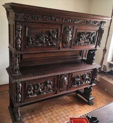 Credenze in legno noce d'epoca