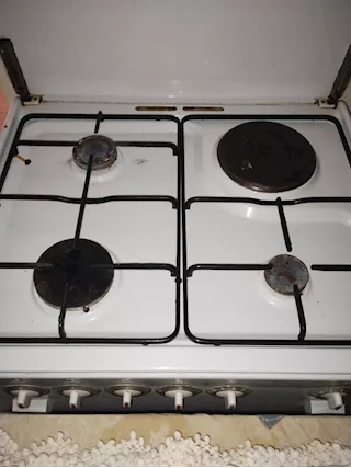 Cucina GPL +forno elettrico