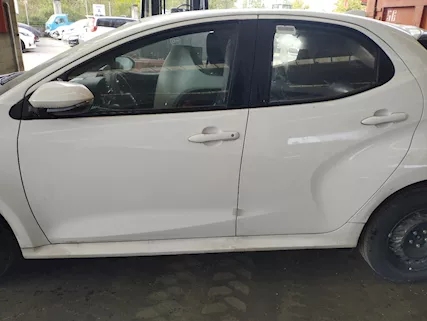 Porta portiera sportello Toyota Yaris 2024