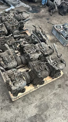 Disponibili compressori aria condizionata pullman