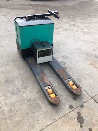 Transpallets elettrico Mitsubishi usato